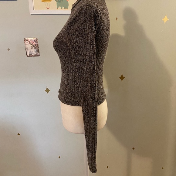 Express One Eleven marked mock neck fitted sweater • size small - Picture 6 of 8